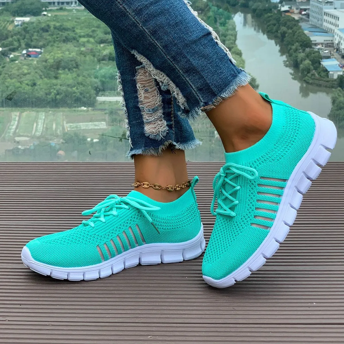 Breathable Mesh Round Toe Athletic Shoe (multiple color options)