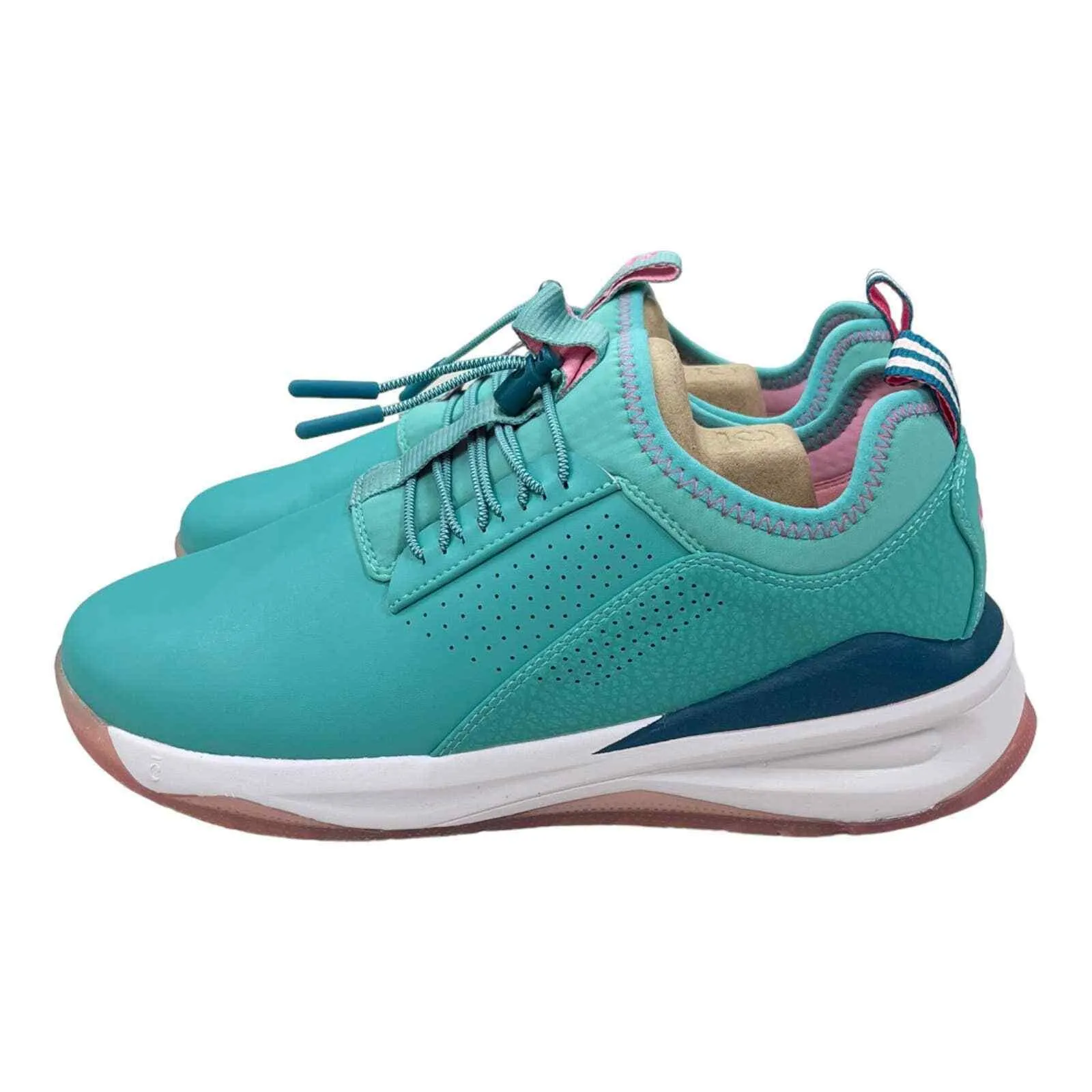 Clove Classic Shoes Sneakers Healthcare Nursing Leopard Pacific Palm 10.5 New